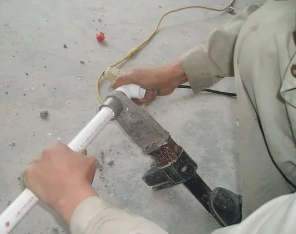 城阳漏水维修电话